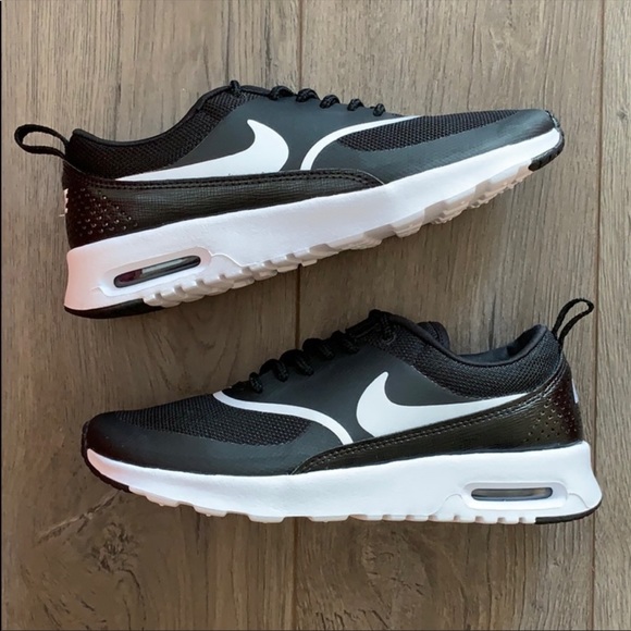 NWT Nike Air Max Thea - Picture 4 of 8